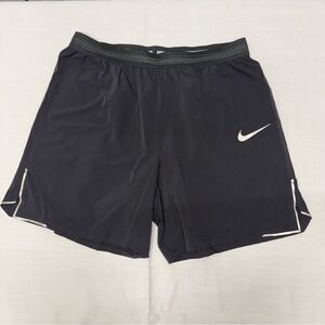 Nike Womens  Black Performance Shorts AEROSWIFT Size XL